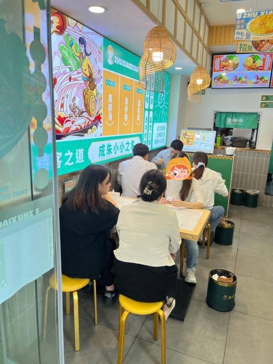 螺螄粉加盟店怎么提升店鋪競爭力和把控發展方向呢？