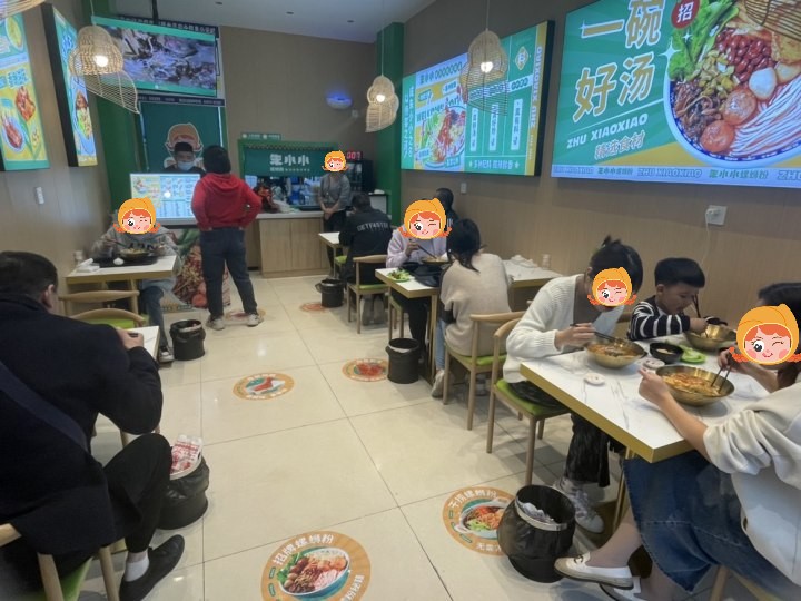 朱小小螺螄粉加盟品牌，為您的創業之旅保駕護航