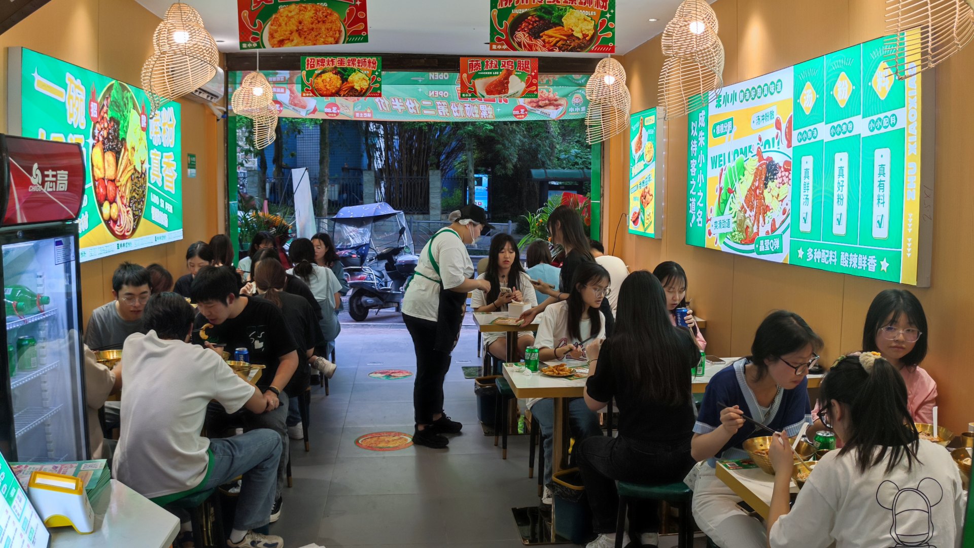 ?開(kāi)螺螄粉加盟店的優(yōu)勢(shì)與選擇理由，為什么要選擇加盟呢？