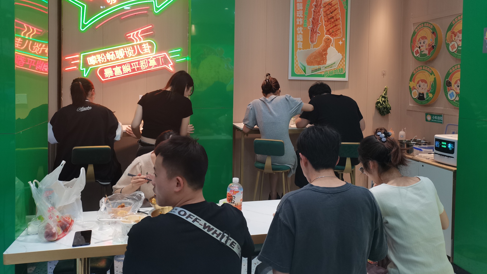 螺螄粉加盟品牌哪家好？選擇加盟朱小小螺螄粉有什么優(yōu)勢？