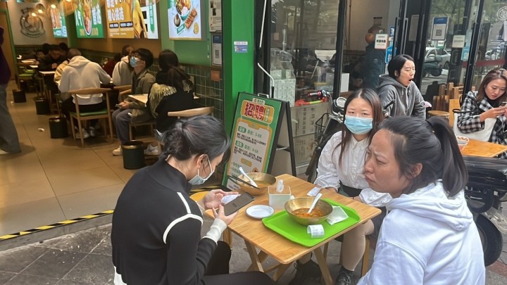 開螺螄粉加盟店賺錢嗎？今年加盟螺螄粉前景怎么樣？